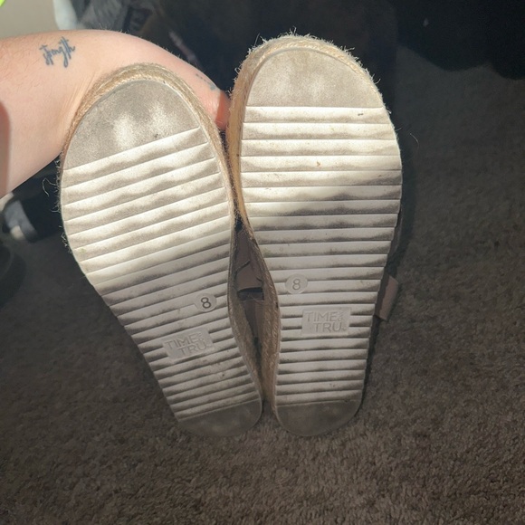 Platform Sandals - Picture 3 of 3